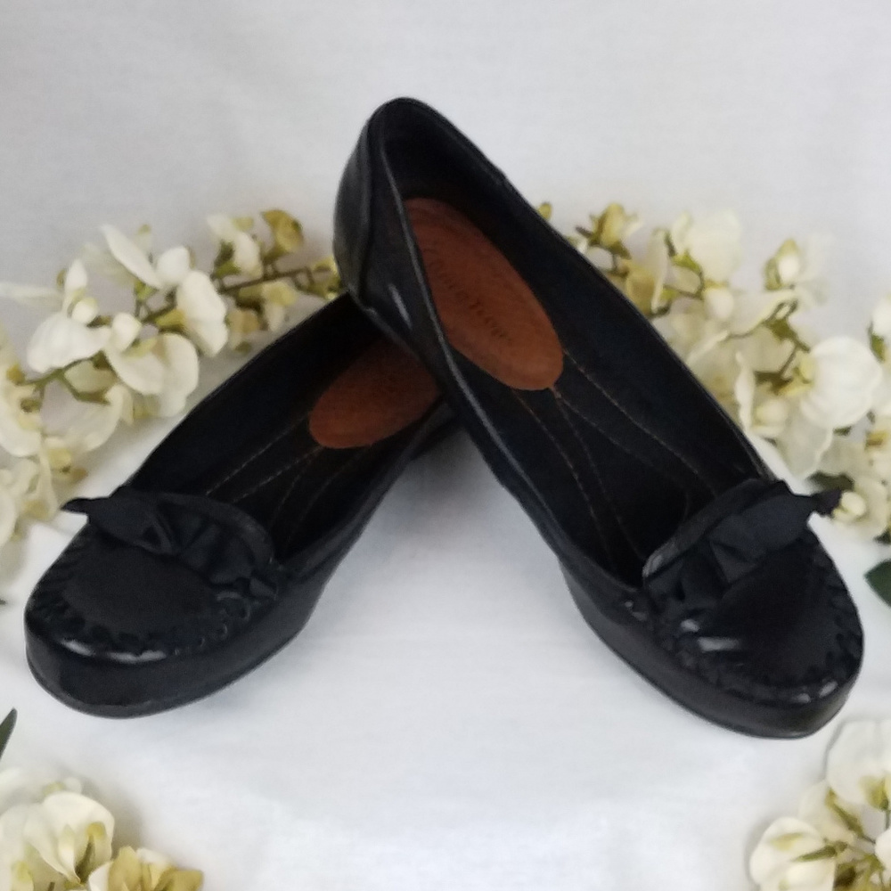 Bare Trap Leather Loafers